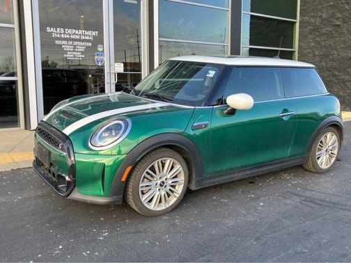 2024 MINI Hardtop Signature