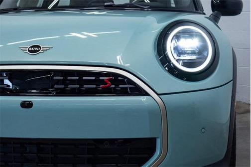 2026 MINI Hardtop Iconic