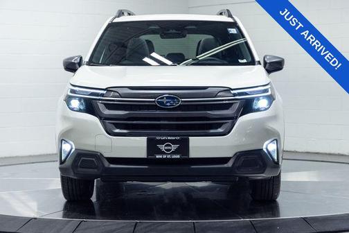 Crystal White Pearl 2026 Subaru Forester Limited