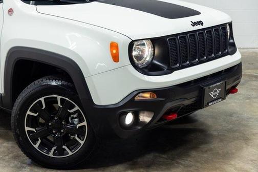 2023 Jeep Renegade Trailhawk