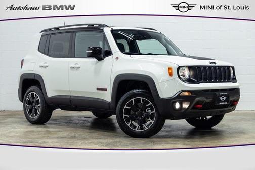 2023 Jeep Renegade Trailhawk