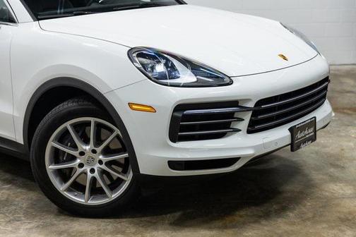 2023 Porsche Cayenne Platinum Edition
