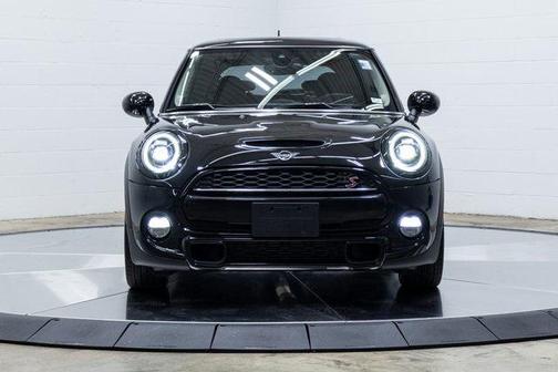 2019 MINI Hardtop Iconic