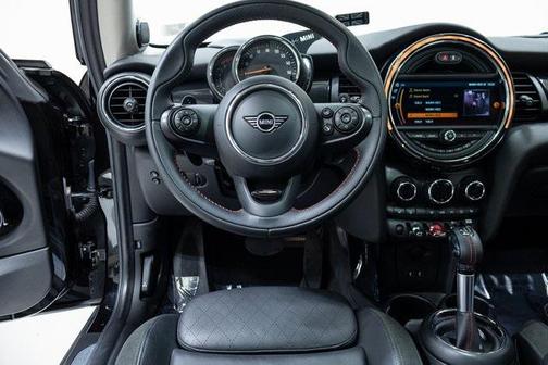 2019 MINI Hardtop Iconic