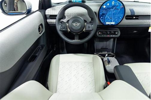 2025 MINI Hardtop Signature Plus