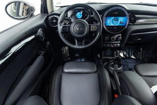 2022 MINI Hardtop Classic