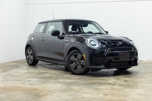 2022 MINI Hardtop Classic