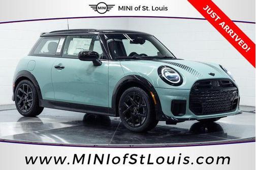 2026 MINI Hardtop Iconic