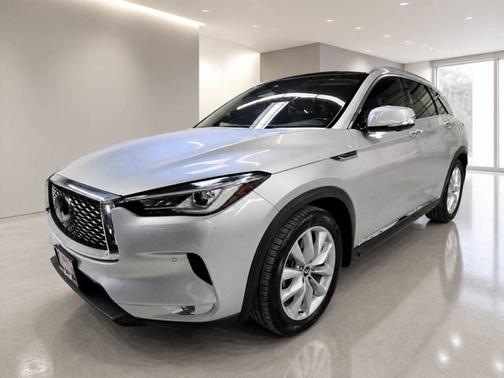 Liquid Platinum 2019 INFINITI QX50 ESSENTIAL FWD