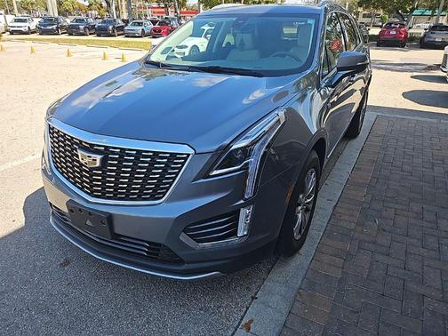 2020 Cadillac XT5 Premium Luxury