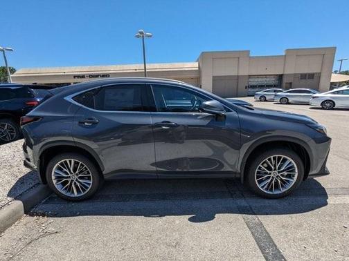 2025 Lexus NX 350h Premium