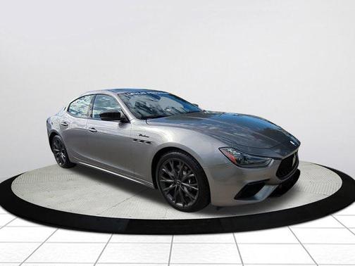 2022 Maserati Ghibli Modena Q4