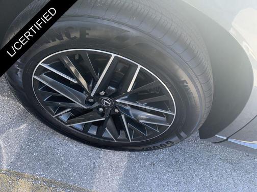 2025 Lexus TX 350 Premium