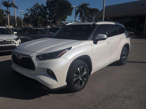2021 Toyota Highlander XLE