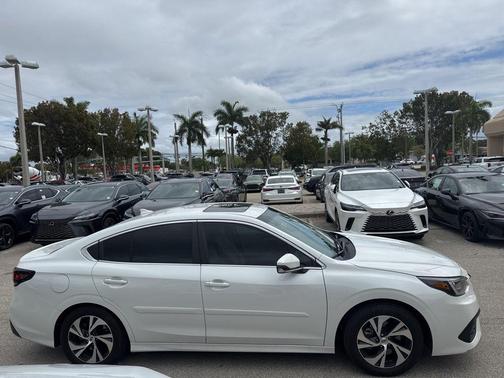 2022 Subaru Legacy Premium