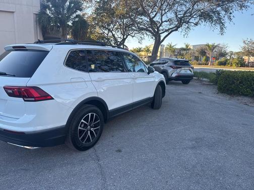 2021 Volkswagen Tiguan 2.0T SE