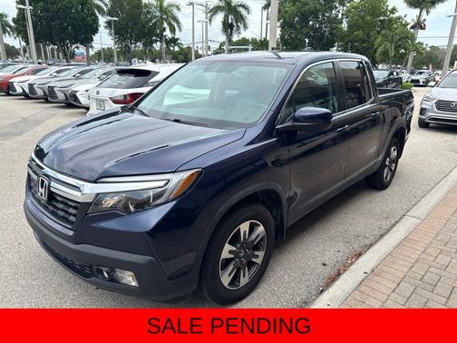 Obsidian Blue Pearl 2017 Honda Ridgeline RTL