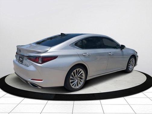 2021 Lexus ES 350 Ultra Luxury