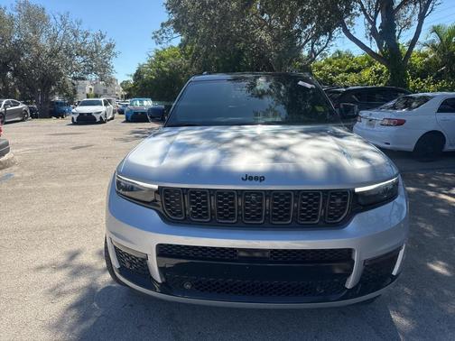 2024 Jeep Grand Cherokee L Summit