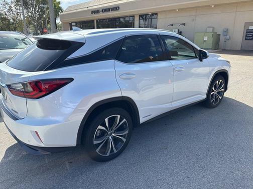 Eminent White Pearl 2019 Lexus RX 450h Base