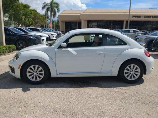 2019 Volkswagen Beetle 2.0T S