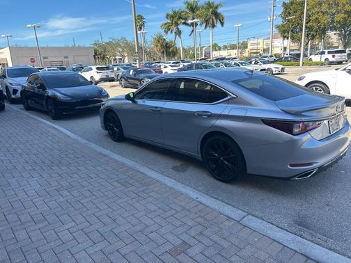 2023 Lexus ES 350 F Sport