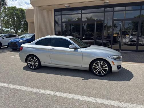 2016 BMW 228 228i