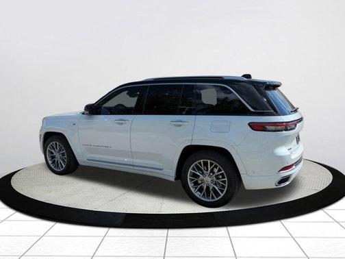 2022 Jeep Grand Cherokee 4xe Summit
