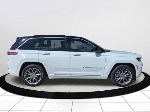 2022 Jeep Grand Cherokee 4xe Summit