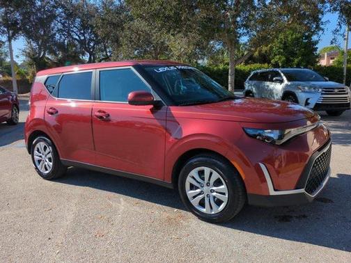 2023 Kia Soul LX