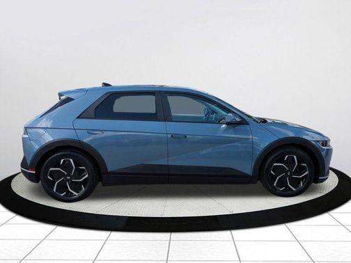 2022 Hyundai IONIQ 5 SEL