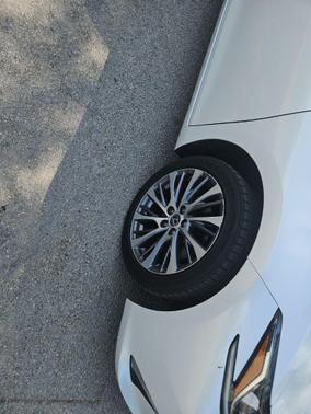 Eminent White Pearl 2019 Lexus ES 350 Base