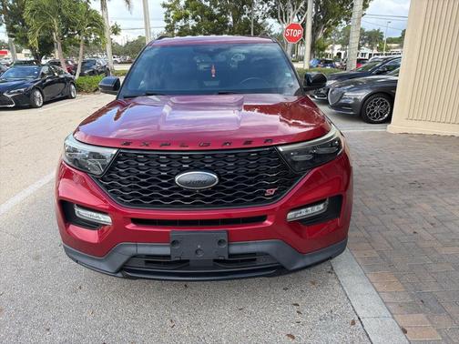 2020 Ford Explorer ST