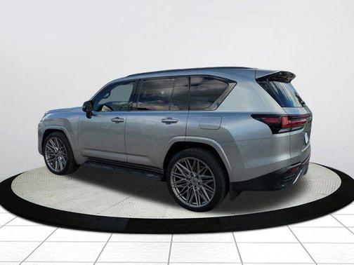 2022 Lexus LX 600 Luxury