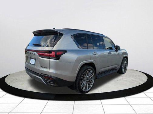 2022 Lexus LX 600 Luxury