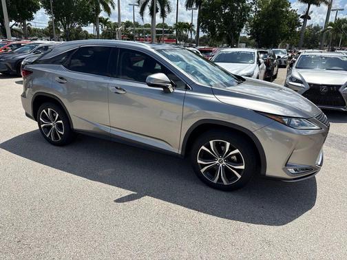 Atomic Silver 2022 Lexus RX 350 Base