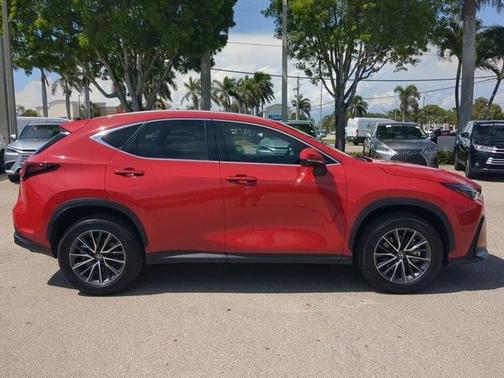 2025 Lexus NX 250 Premium