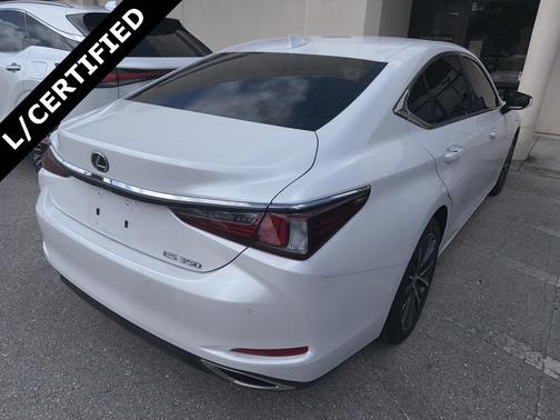 2025 Lexus ES 350 Base
