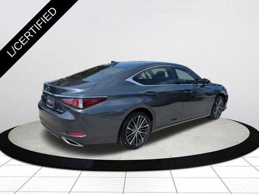 2025 Lexus ES 350 Base