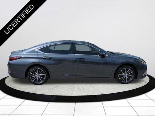 2025 Lexus ES 350 Base