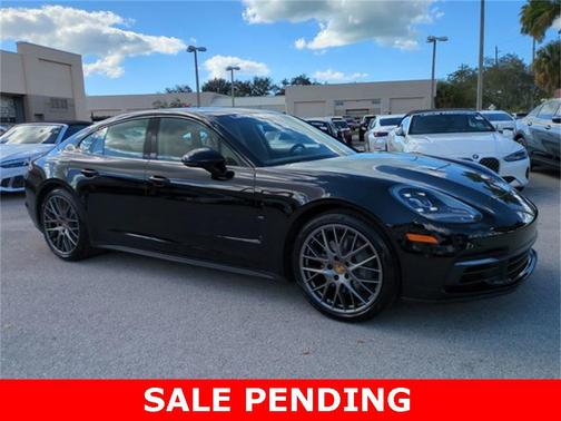 2018 Porsche Panamera 4S