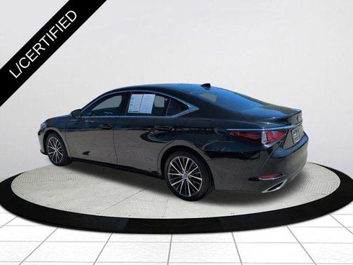 2022 Lexus ES 350 Base