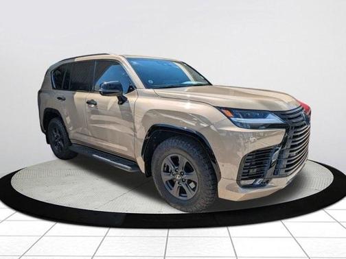 2025 Lexus LX 700h Overtrail