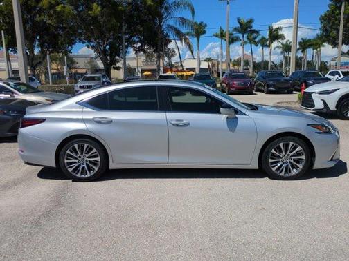 2019 Lexus ES 350 Luxury
