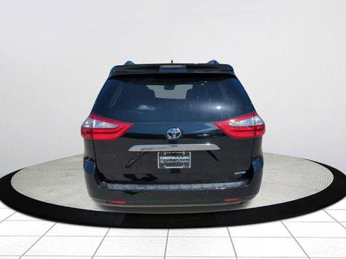 2016 Toyota Sienna Limited