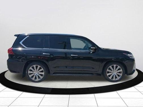 2017 Lexus LX 570 Base