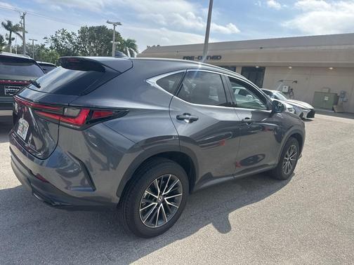 2023 Lexus NX 250 Premium