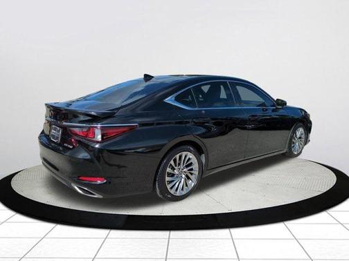 2022 Lexus ES 350 Ultra Luxury
