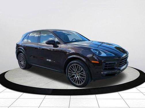 2023 Porsche Cayenne Platinum Edition