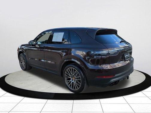 2023 Porsche Cayenne Platinum Edition